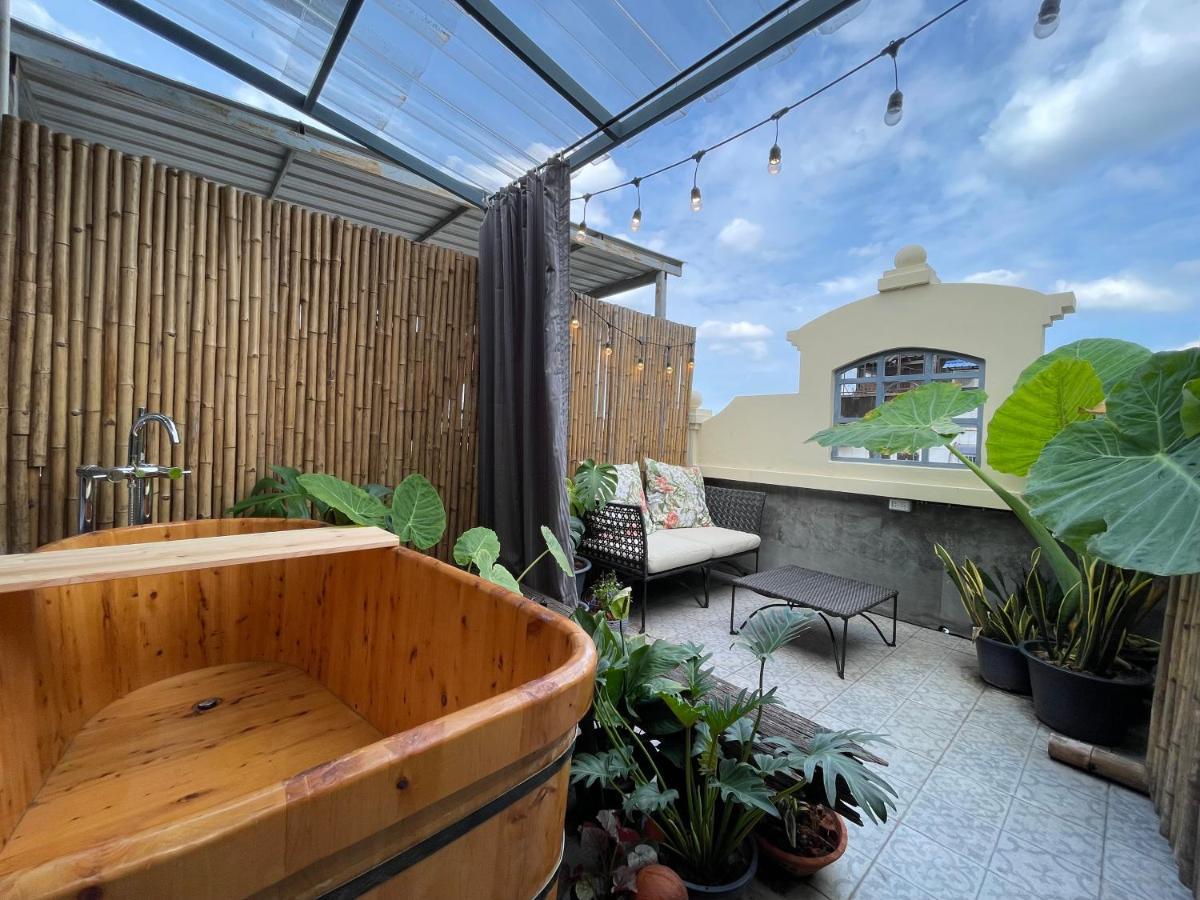 Central Old Town Cottage 방콕 외부 사진