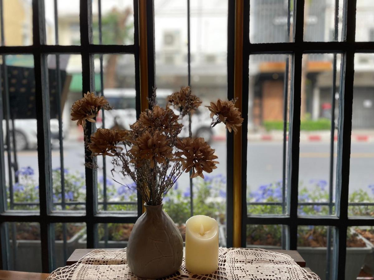 Central Old Town Cottage 방콕 외부 사진