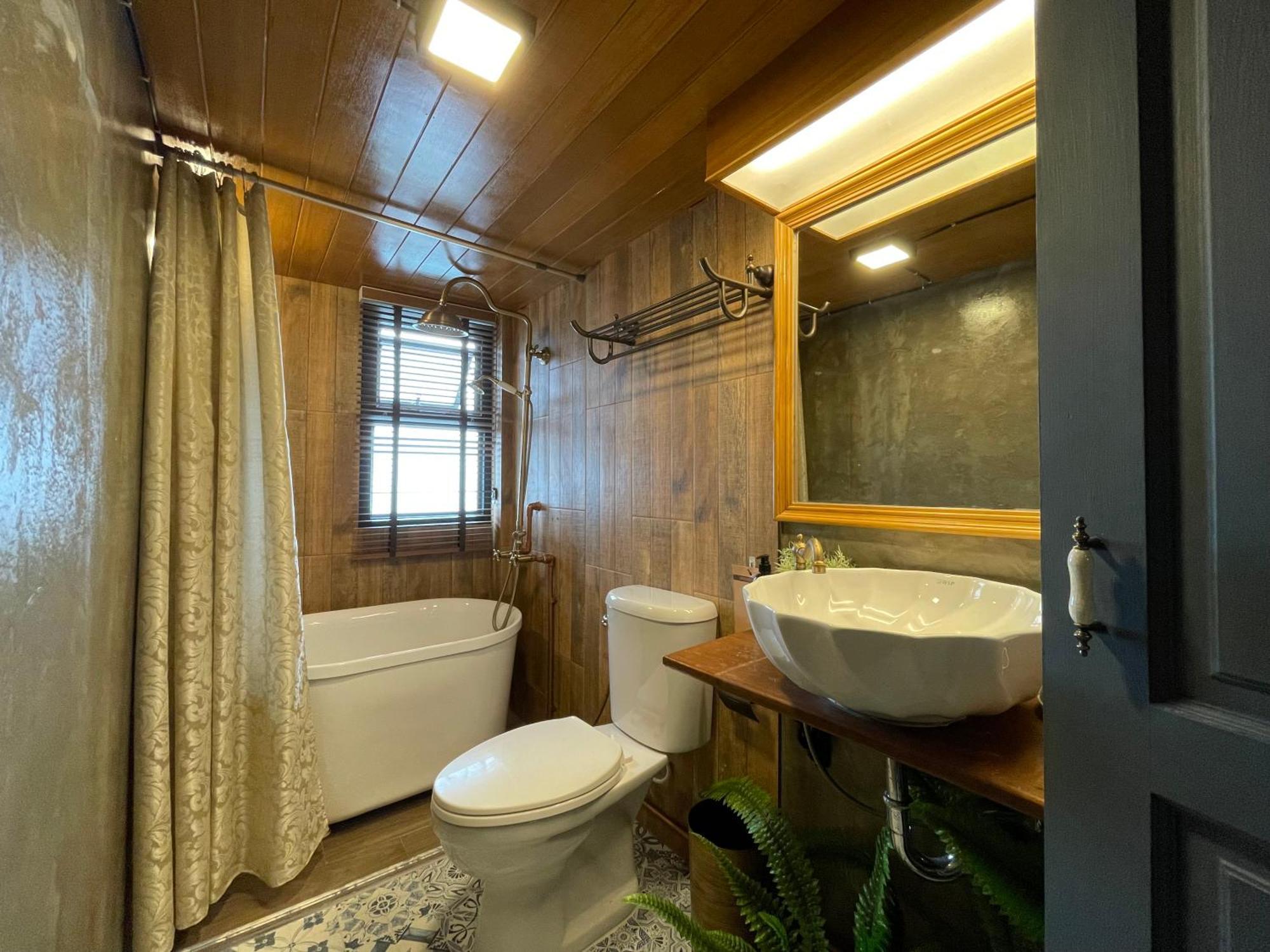 Central Old Town Cottage 방콕 외부 사진