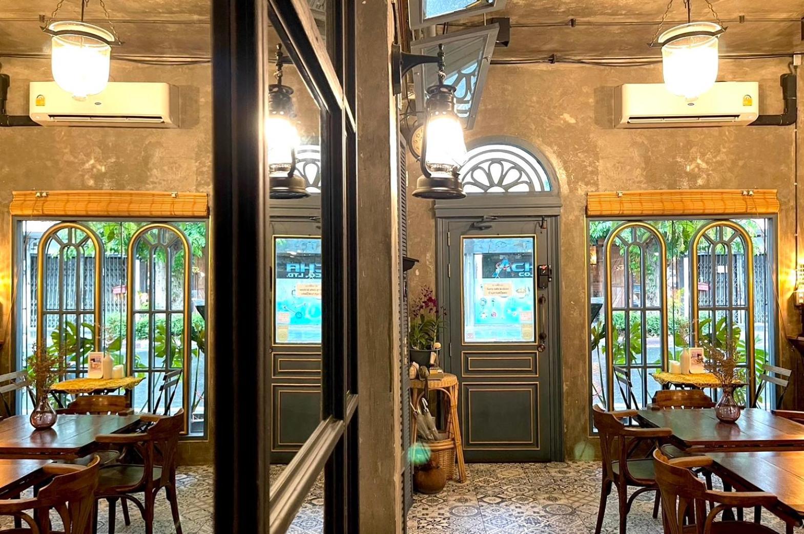 Central Old Town Cottage 방콕 외부 사진